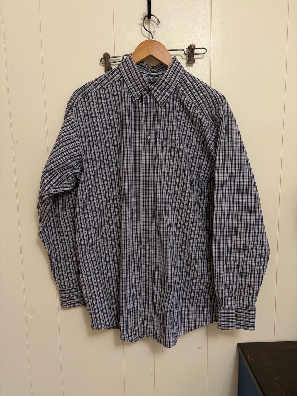 Ariat Pro Series Men's Large White/Blue/Red Plaid SS Button-Up Pockets